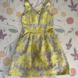 Donna Ricco yellow dress size 6